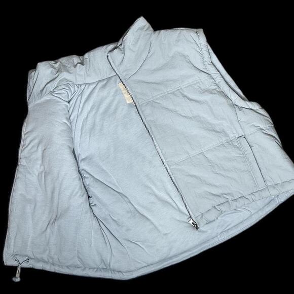 Cropped puffer vest - Picture 3 of 5